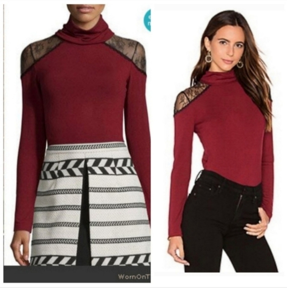 Alice + Olivia Krystalle Turtleneck Sweater Size Medium - Picture 2 of 11